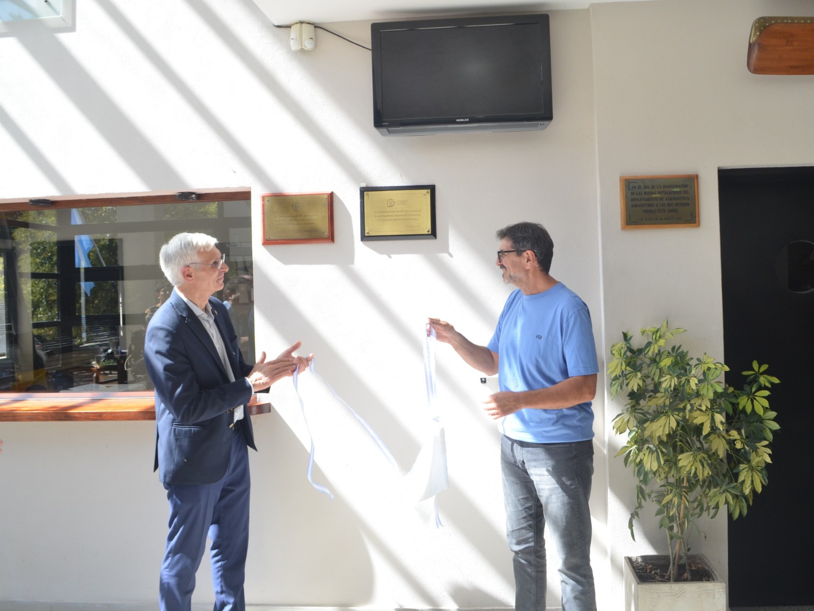 Descubriendo la placa