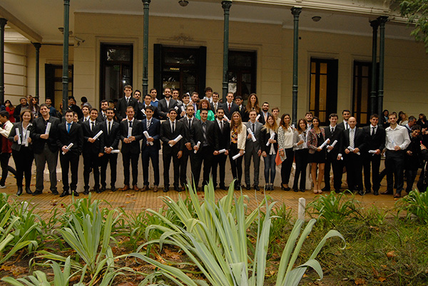egresados acto academico 5/17ch