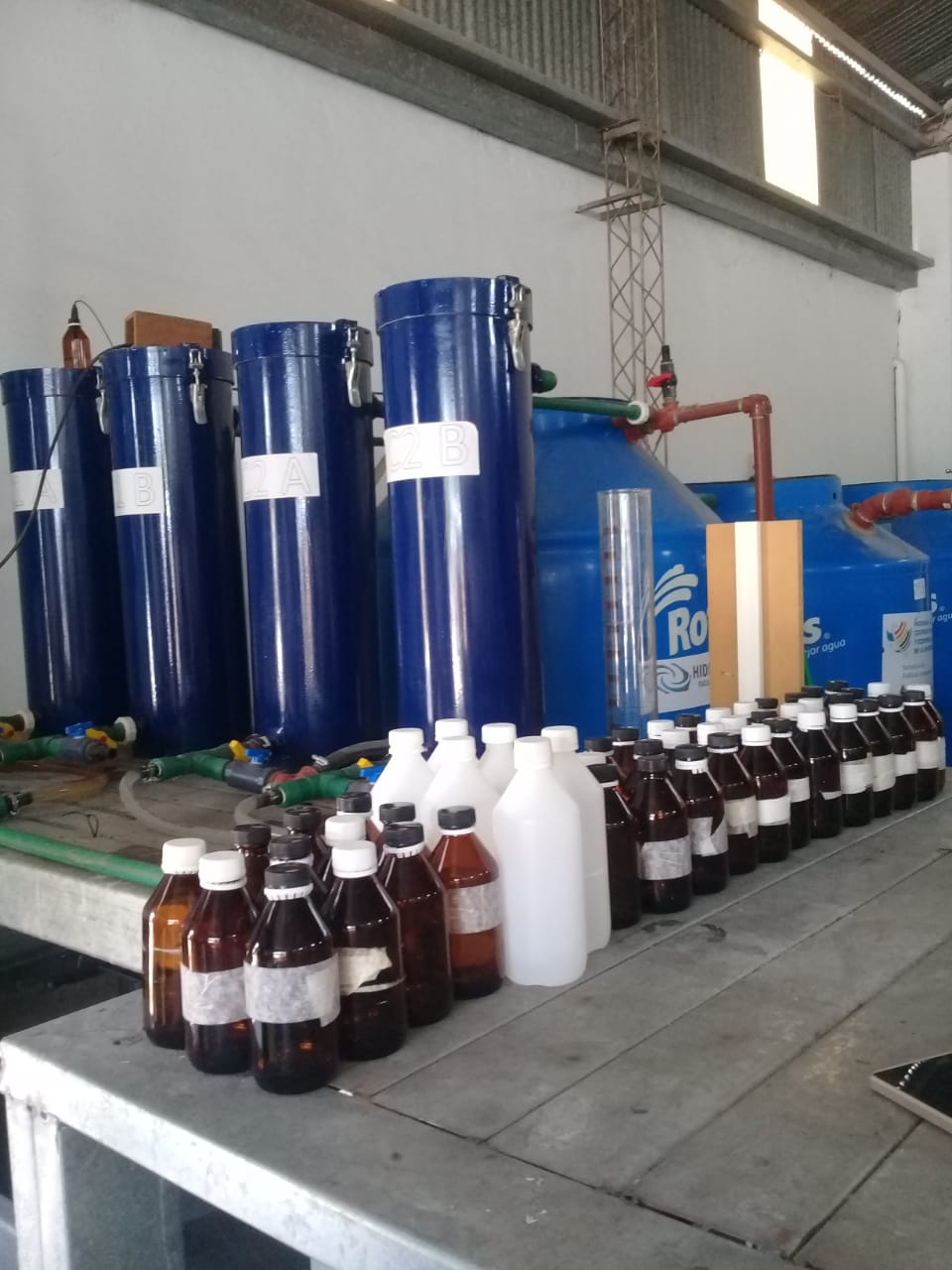 Ensayos en la planta de tratamiento de agua de Verónica