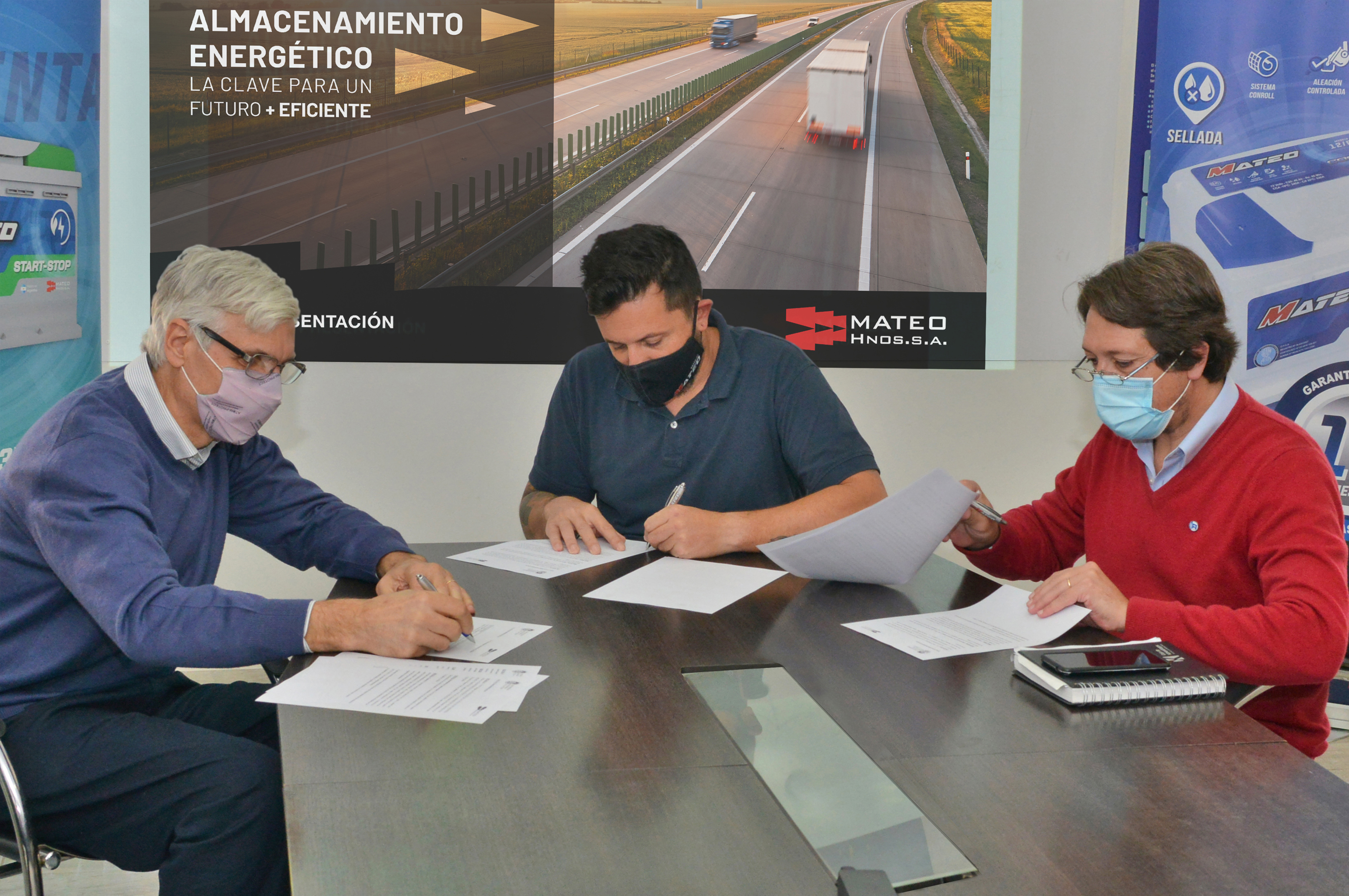 Firma convenio MateoHnos Actis Frene