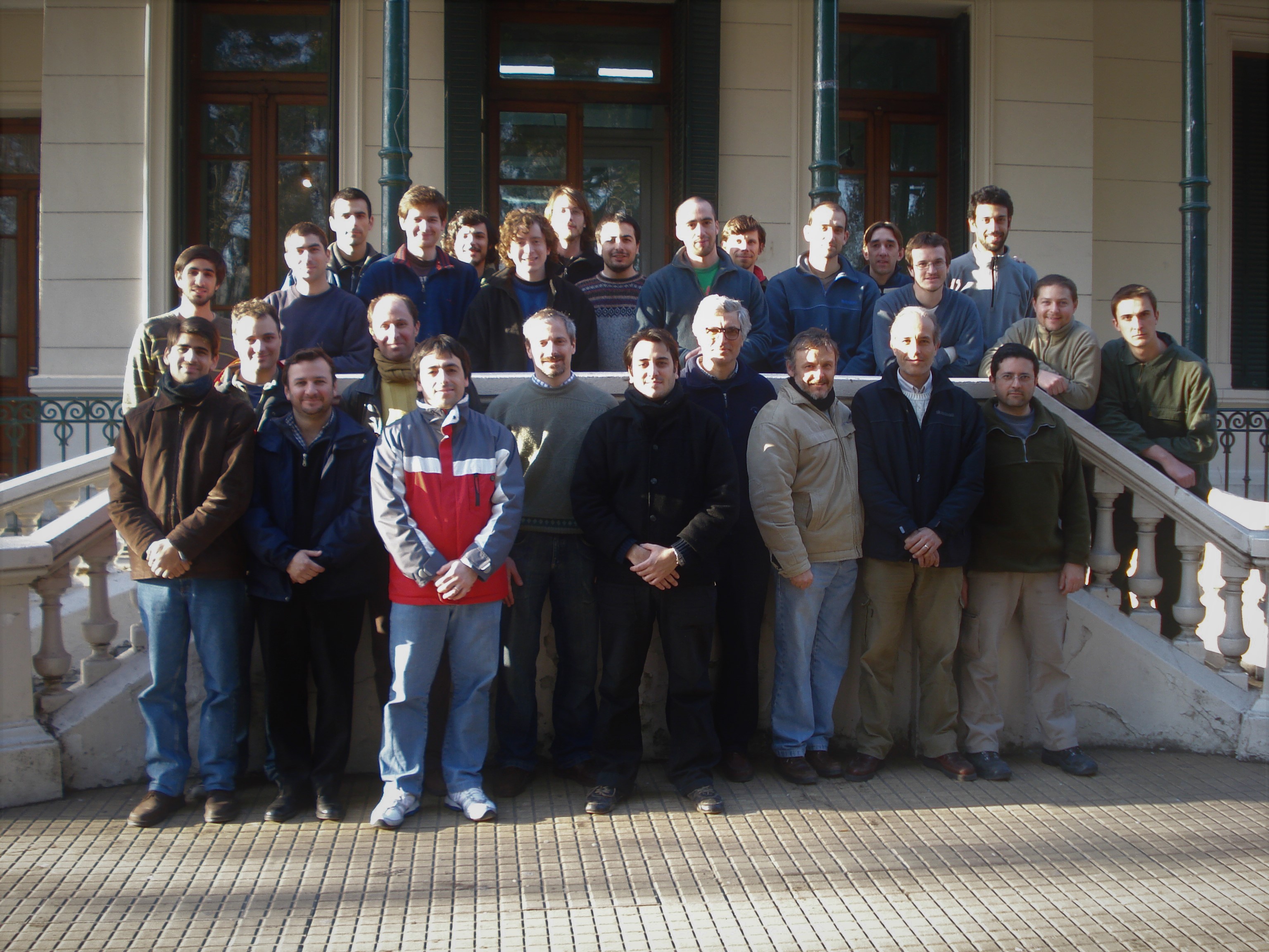 Grupo interdisciplinario de investigadores de la UNLP que participaron del desarrollo del satélite SAC-D