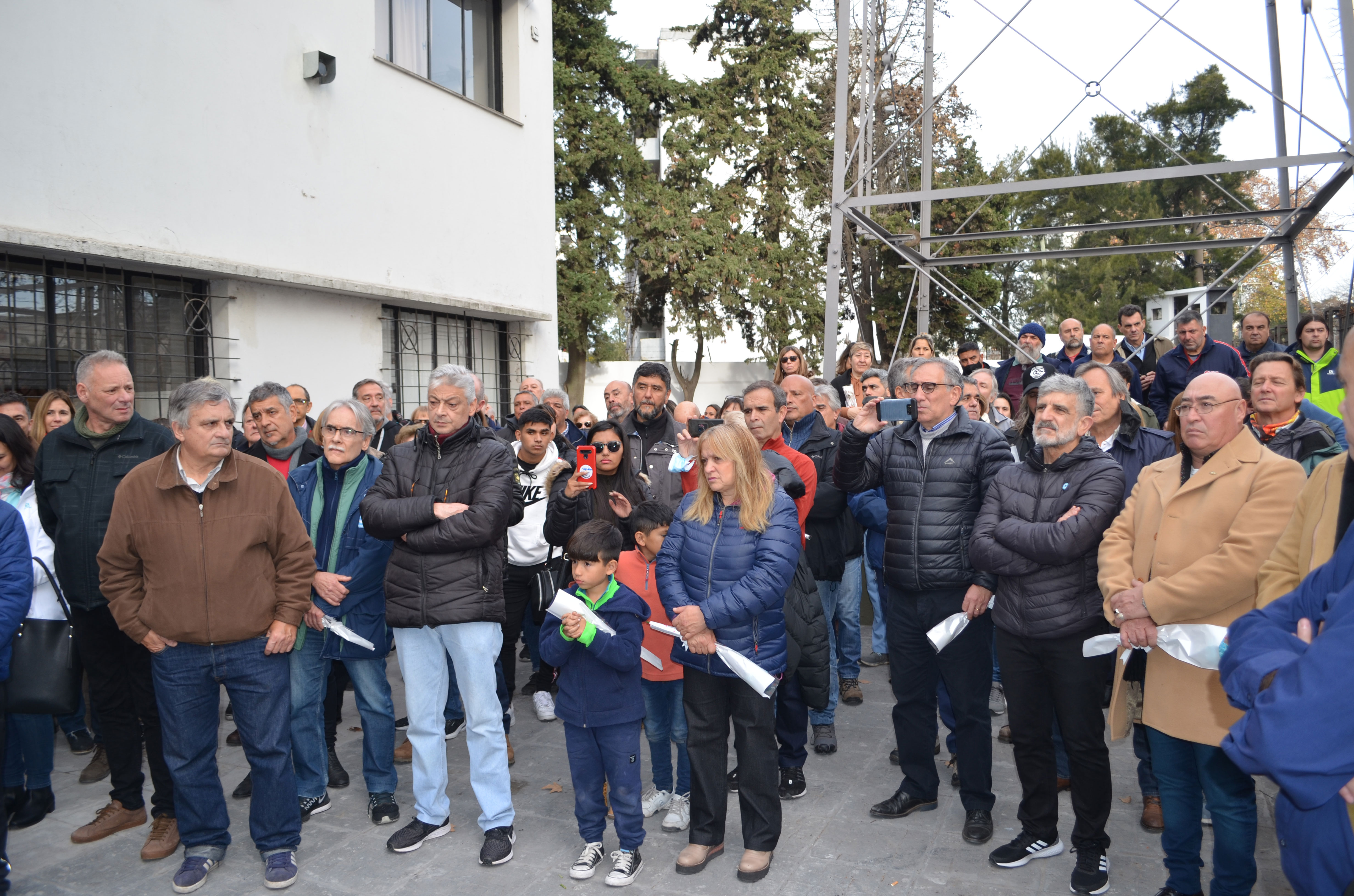 Homenaje en Inst Malvinas