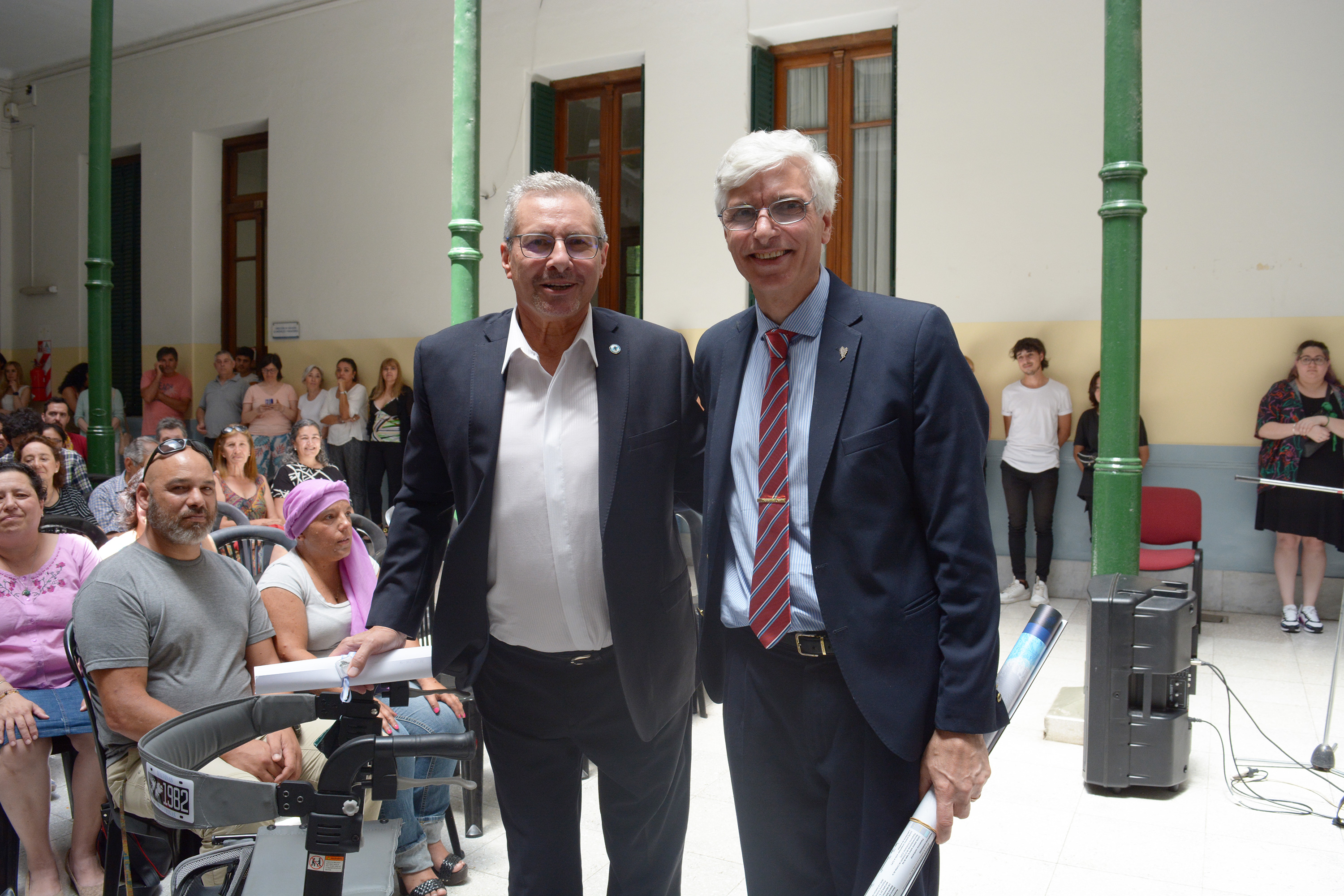 Ingeniería reconoció la trayectoria de docentes y nodocentes 11