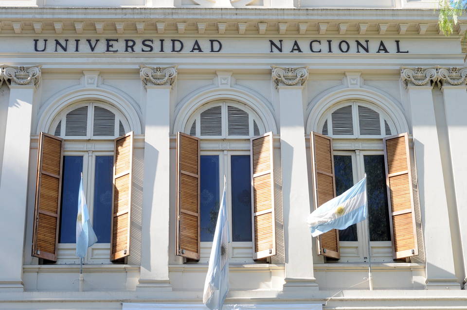 La UNLP ratifica la vigencia del calendario académico