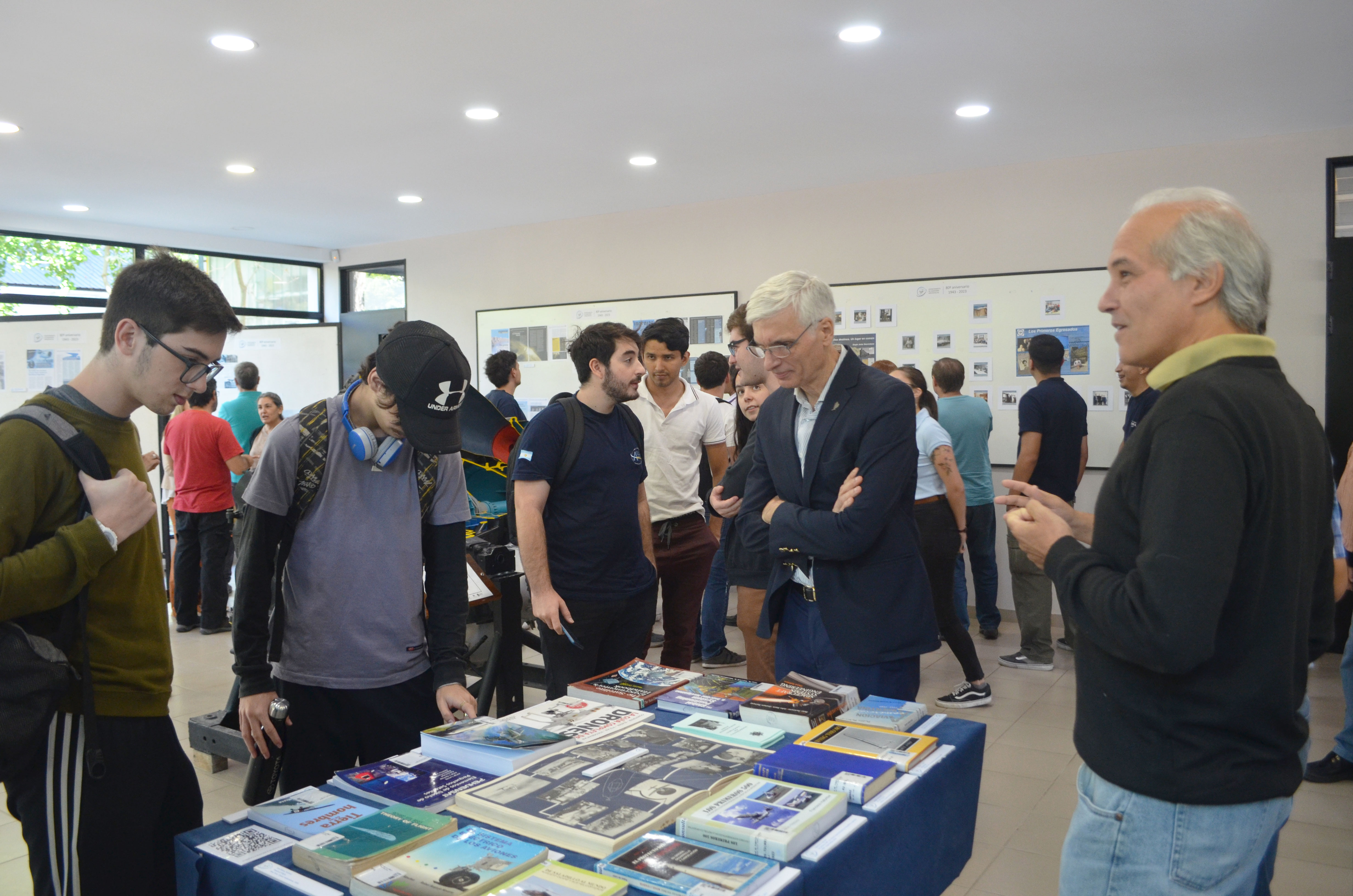 muestra 80 aniversario