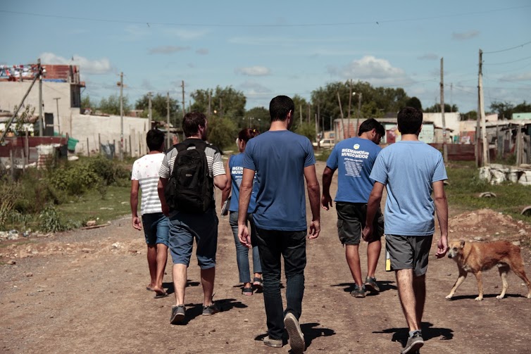 nota-pies en el barro1