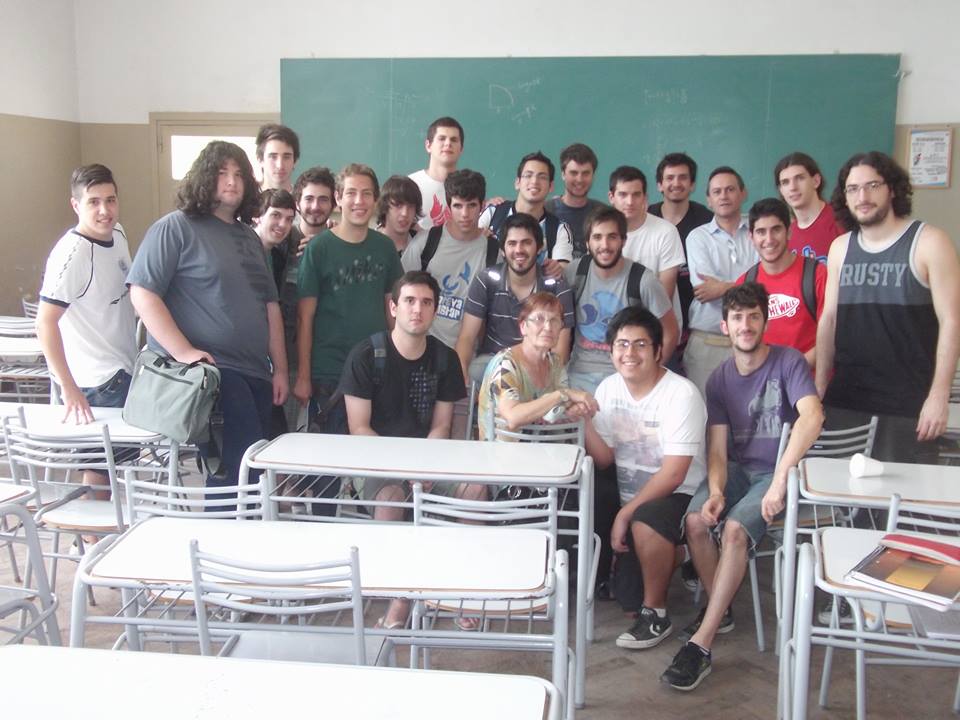 nota profesora clase homenaje